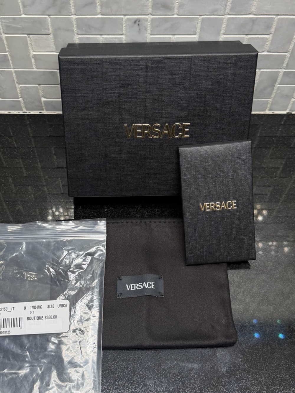 Versace Chestnut Leather Medusa Trifold Wallet Gold Logo Italy Card Holder New - Picture 11 of 11